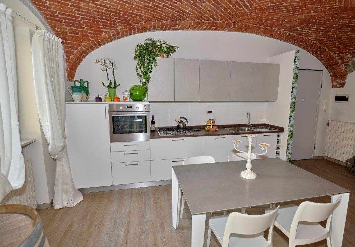 La Morra Suite Eksteriør bilde